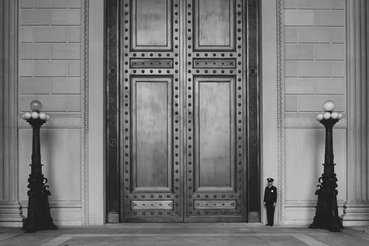 Inside America's Founding: Private National Archives & National Portrait Gallery Tour