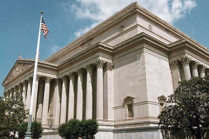 Skip-the-Line National Archives Exclusive Guided Tour in Washington DC photo 5