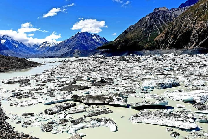 Christchurch to Queenstown via Mount Cook & Tekapo — Private Scenic Day Tour photo 4