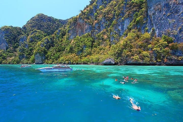 Phi Phi & Bamboo Islands Speedboat Tour from Phuket — Full-Day Snorkeling with Lunch photo 5