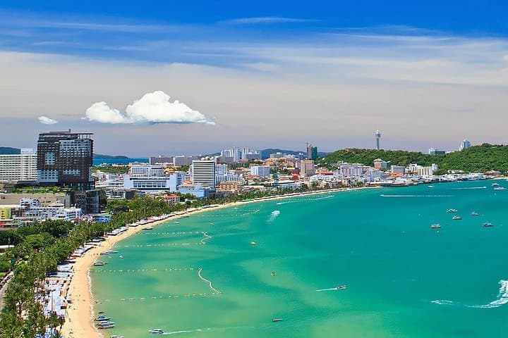 Pattaya Selfie & Temple Tour by Songthaew — Big Buddha, Viewpoints & Jomtien Beach photo 3
