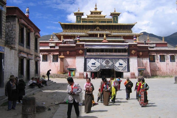Lhasa and Samye Monastery 4-Night Cultural Discovery Tour photo 5