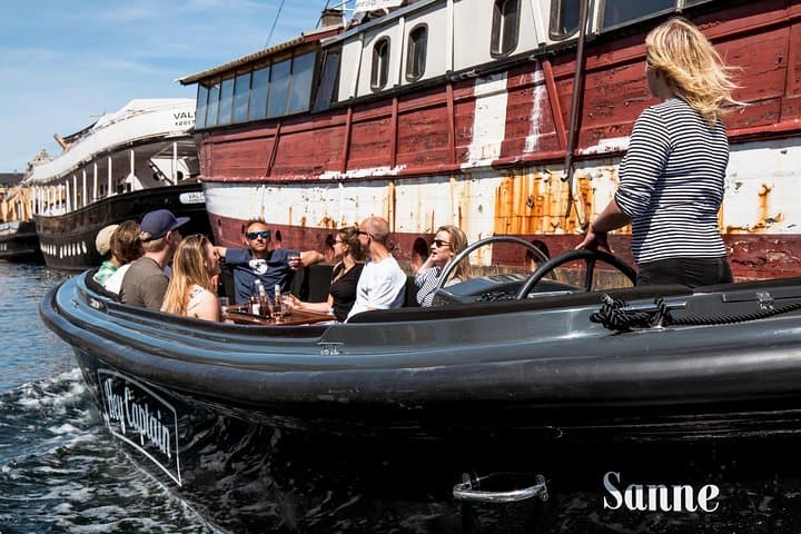 Captain's Favorite Canal Tour: Social Sailing Through Copenhagen Harbor photo 2