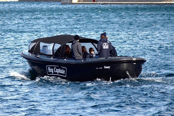 Captain's Favorite Canal Tour: Social Sailing Through Copenhagen Harbor photo 4