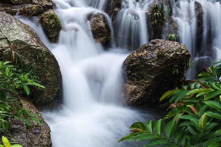 Maui Waterfall Hike, Rainforest & Chocolate Tour at The Legendary Kings Gardens photo 3