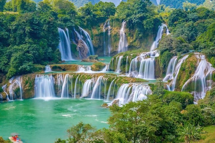 Ba Be Lake & Ban Gioc Waterfall: 3-Day Northern Vietnam Adventure