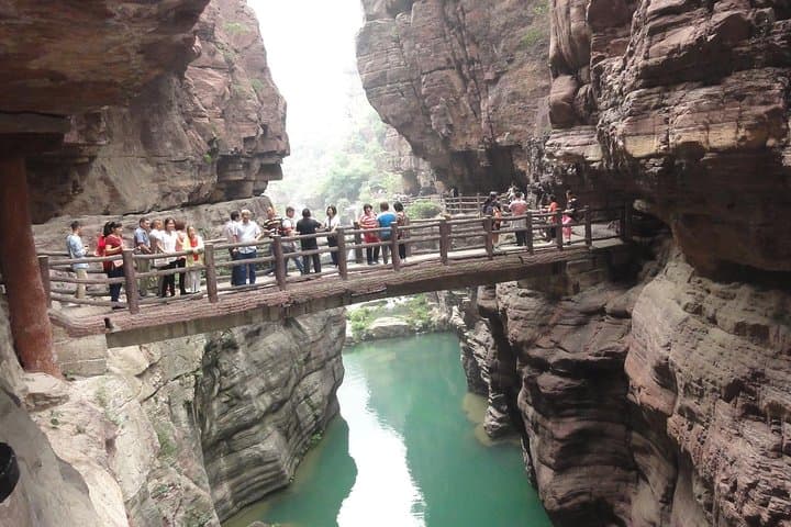 Yuntai Mountain Day Trip from Zhengzhou — Glass Bridge, Waterfalls & Red Stone Valley photo 2