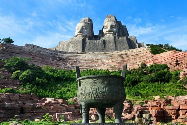 Bullet Train Day Trip: Shaolin Temple & Yellow River from Xi'an photo 4