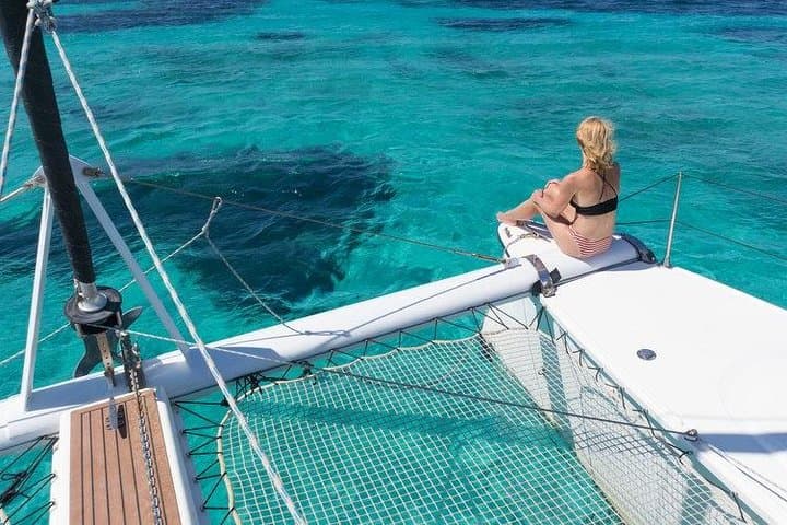 Santorini Sunset Catamaran Cruise to Caldera, Hot Springs & Red Beach