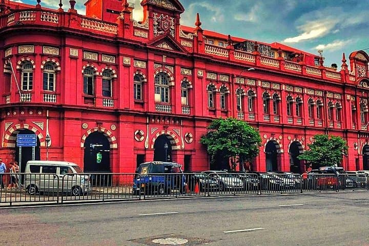 Colombo City Tour: Half-Day Cultural Sightseeing & Galle Face Sunset