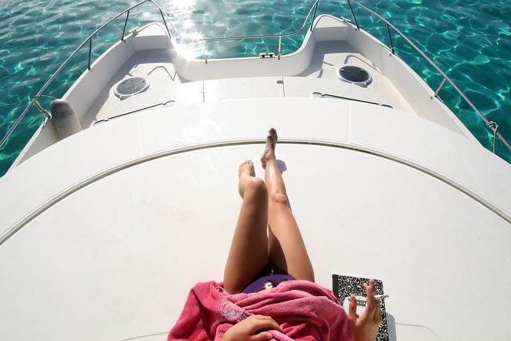 Santorini Private Motor Yacht Cruise: Red Beach, Hot Springs & Caldera Coast