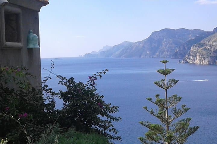 Full-Day Minivan Tour to Positano, Sorrento & Pompeii from Naples