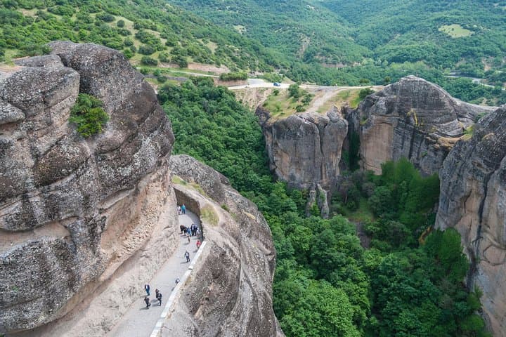 Day Trip from Athens to Meteora Monasteries by Train photo 3