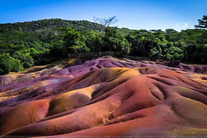 Private Southwest Mauritius Day Tour — Chamarel, Seven Colored Earth & Grand Bassin photo 2
