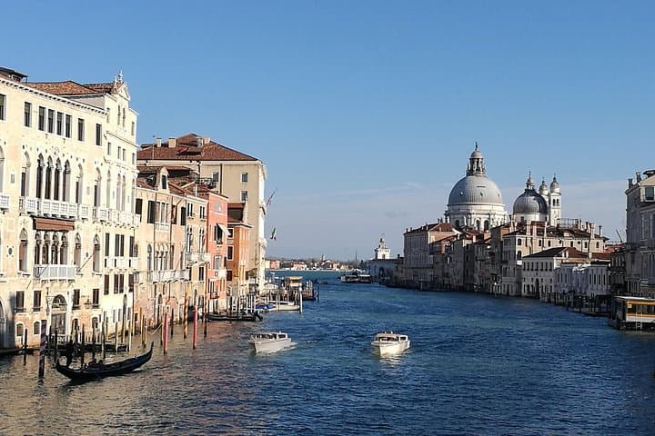 Venice Treasure Hunt — Accademia & Dorsoduro Family Adventure photo 1