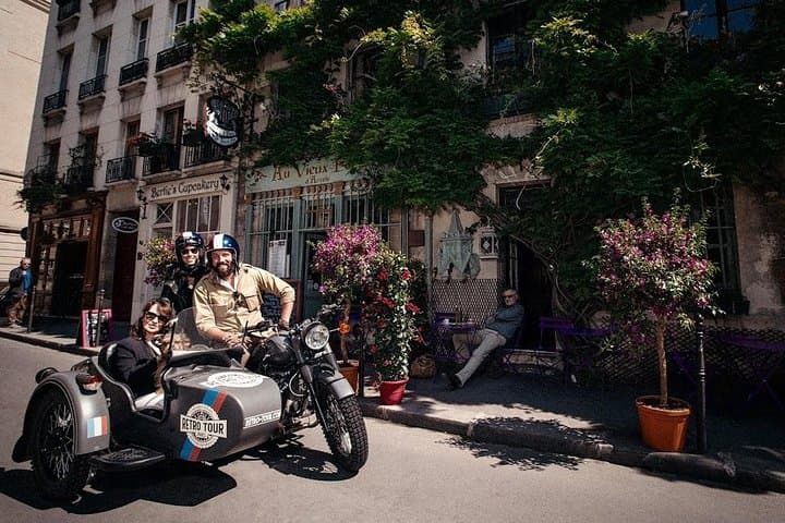 Vintage Sidecar Through Paris & Versailles: Exclusive Full-Day Ride photo 3