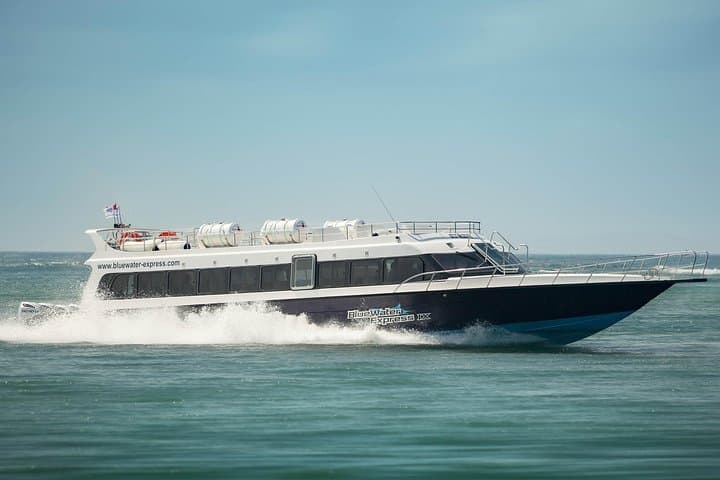Blue Water Express Fast Boat Transfer: Serangan/Padang Bai to Lombok & Gili Islands photo 5