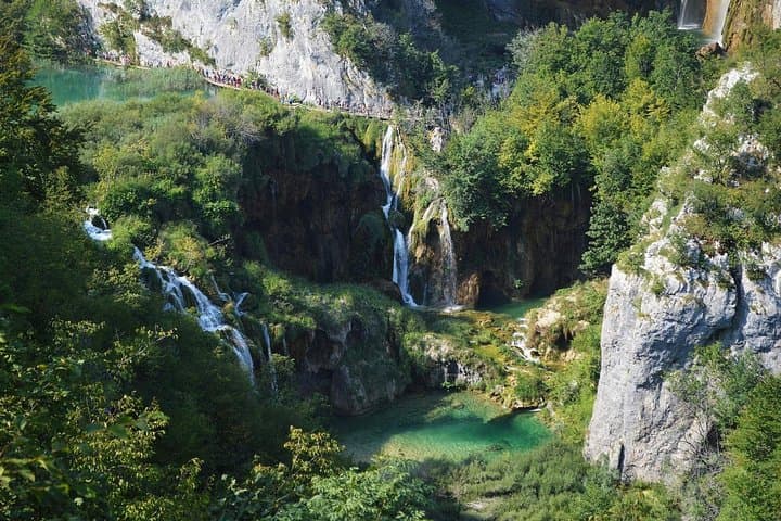Zagreb to Split via Plitvice Lakes: A Private Day Tour Through Croatia’s Waterways photo 2