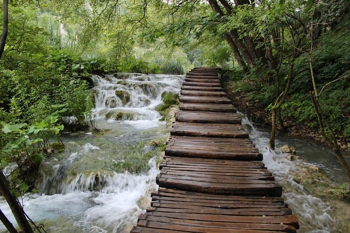 Plitvice Lakes Private Luxury Daytrip from Split or Trogir — All‑Inclusive Escape photo 3