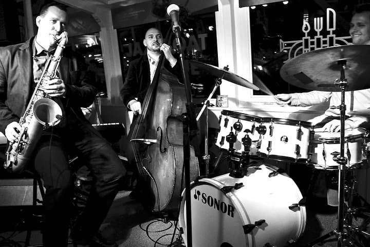 Prague Jazzboat Cruise: Live Jazz on the Vltava at Sunset