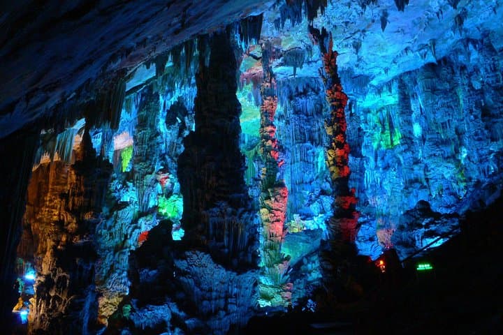 Guilin in One Day: Fly from Shanghai to See Li River, Reed Flute Cave & Elephant Hill photo 3