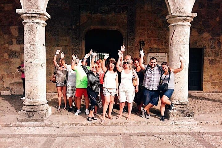 Santo Domingo City Tour — Colonial Zone History & Caribbean Culture photo 4