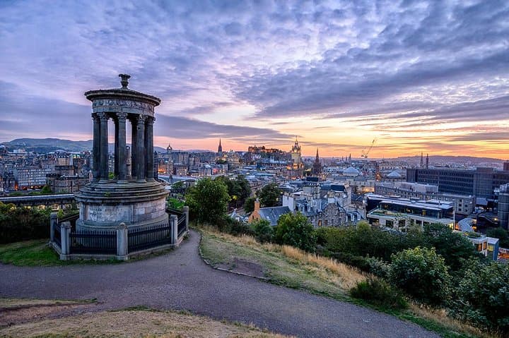 Edinburgh Darkside Walking Tour: Ghosts, Graves & True Crime on the Royal Mile photo 4