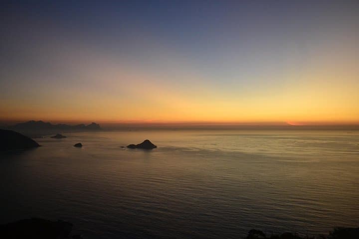 Sunrise at Telegraph Rock: Early-Morning Hike to Rio's Iconic Viewpoint photo 2
