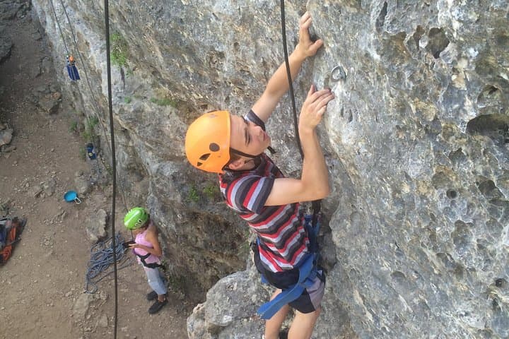 Austin Outdoor Rock Climbing Adventure: Guided Escapes for All Levels