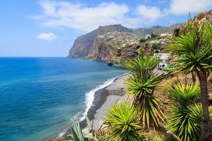 Funchal & Câmara de Lobos Hop-On Hop-Off: Explore Madeira's Coastal Highlights photo 1