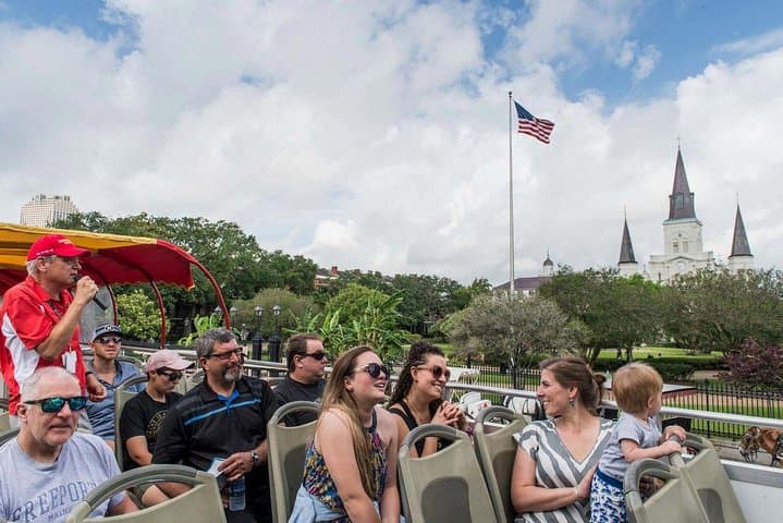 New Orleans Hop-On Hop-Off Bus Tour — Top Stops, Practical Tips & One-Day Guide