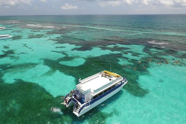 Isla Contoy & Isla Mujeres Day Trip from Cancun — Snorkel Ixlache and Protected Bird Island photo 3