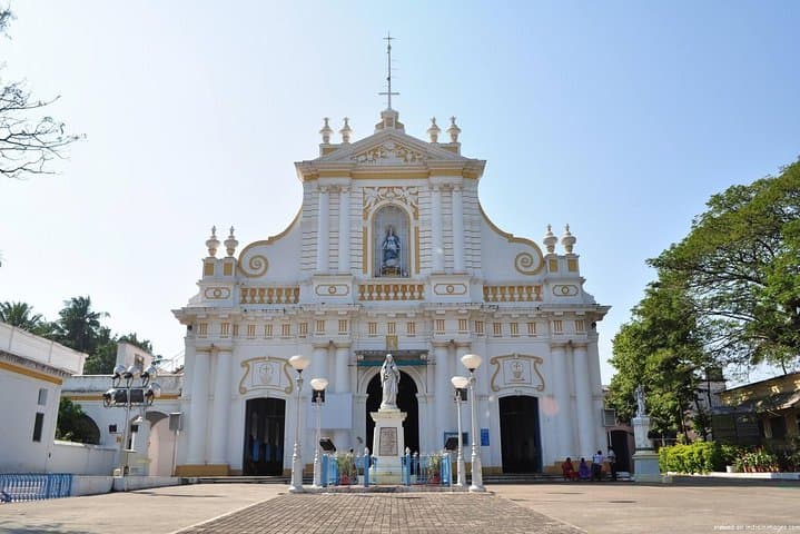 Pondicherry Guided City Tour: A Day Visiting Auroville, Temples & Paradise Beach photo 2
