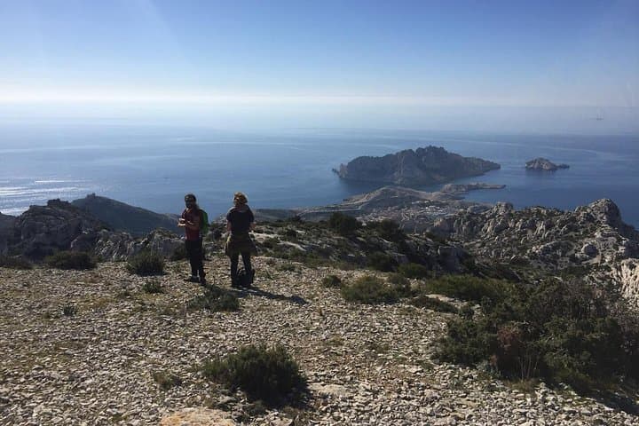 Panoramic Hike from Parc Pastré to Callelongue — Marseille’s Coastal Ridge Walk photo 6