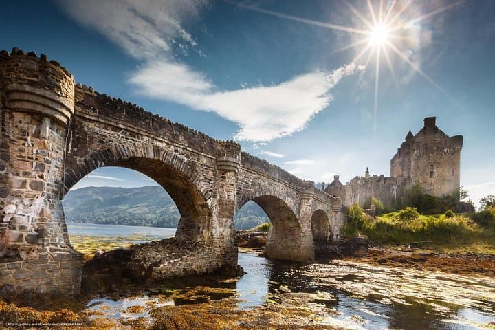 Island of Skye Day Trip from Inverness: Eilean Donan, Loch Ness & Portree photo 2