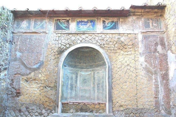 Skip-the-Line Shore Excursion: Pompeii & Herculaneum Day Trip from Naples photo 2