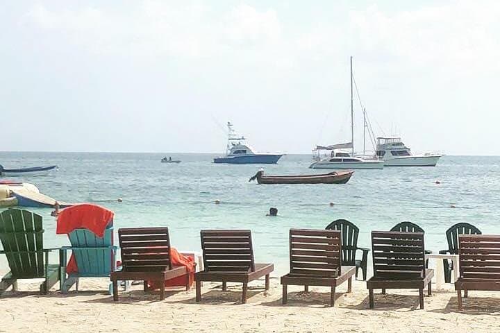 Experience Negril: Cliff Diving at Rick's Cafe and Beyond photo 3