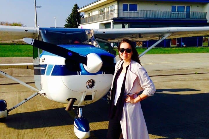 Private Plane Sightseeing Over Dresden with a Local Pilot photo 2