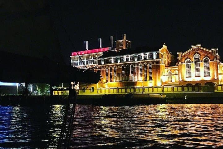 Lisbon by Night Sailing: Tagus River Cruise with Wine & Snacks photo 6