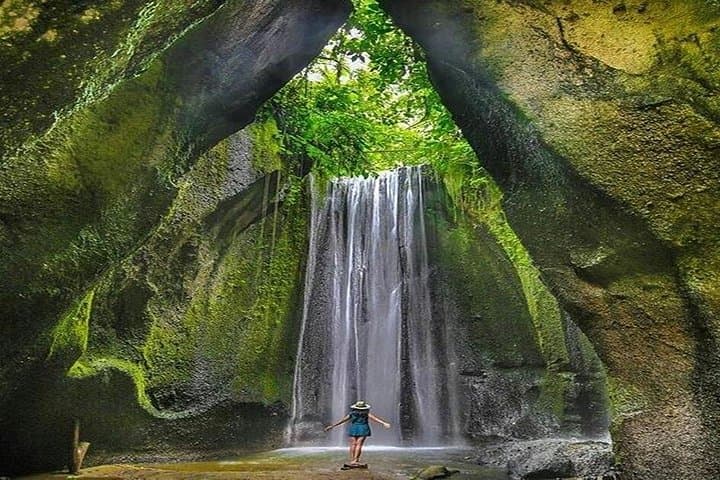 Private Day Tour: Tukad Cepung Waterfall, Penglipuran Village & Mount Batur Views photo 2