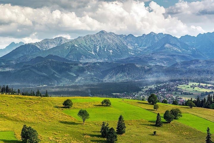 Private Zakopane Day Trip from Krakow: Gubałówka Views, Chochołów & Krupówki Stroll photo 4
