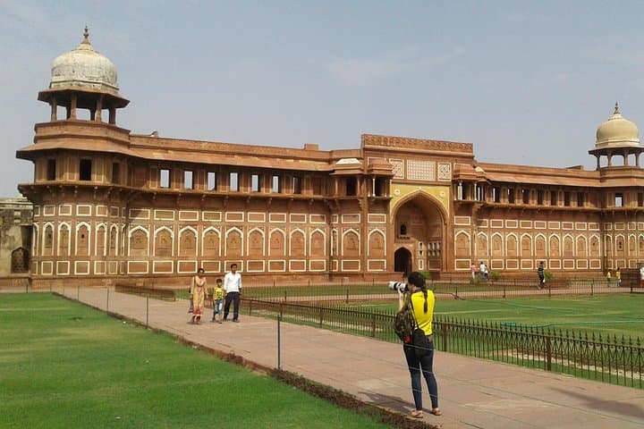 Sunset & Sunrise at the Taj Mahal: Overnight Agra Tour from Delhi photo 3