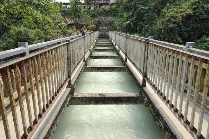 Pokhara City Sightseeing: Full-Day Lakeside, Waterfall & Cave Tour photo 3