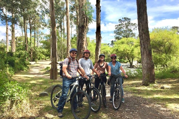 Biking Cuenca City Tour — Ride Rivers, Pumapungo & Barranco photo 2