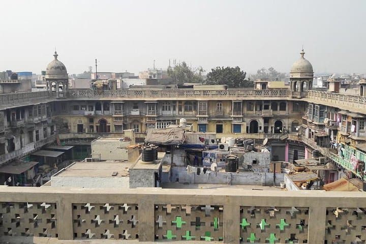 Exploring Old and New Delhi: A Full-Day Guided Walk Through Mughal Monuments and City Markets photo 4