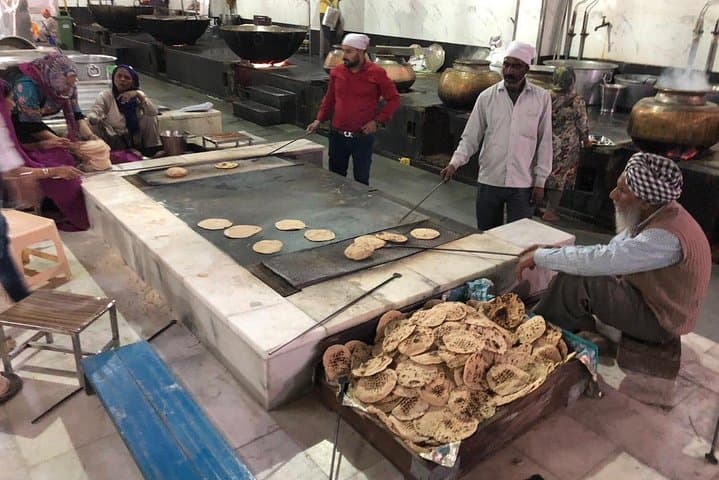 Golden Triangle: 3-Day All-Inclusive Delhi-Agra-Jaipur Tour photo 4