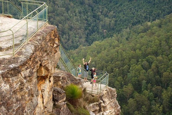 Blue Mountains Insider Tour from Sydney: Jamison Valley Walks & Featherdale Wildlife photo 2