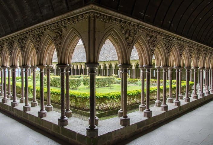 Full-Day Mont Saint-Michel Tour from Bayeux — Abbey, Tides & Bay Views photo 4