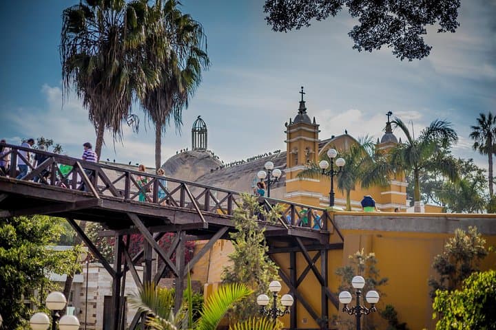 Lima Full-Day Small-Group City Tour: Pachacamac, Barranco & Magic Water Circuit photo 5