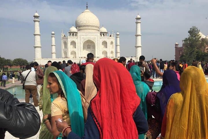Gatimaan Express Day Trip to the Taj Mahal & Agra Fort from Delhi